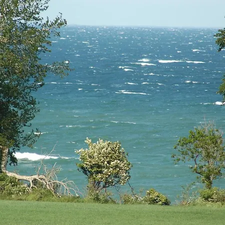 Ferienbauernhof Liesenberg Jagdreihenhaus Fuchs * Fehmarn